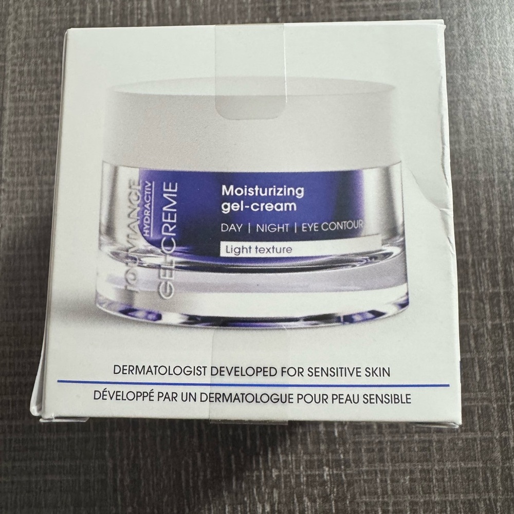 White and Blue Skincare Moisturizer